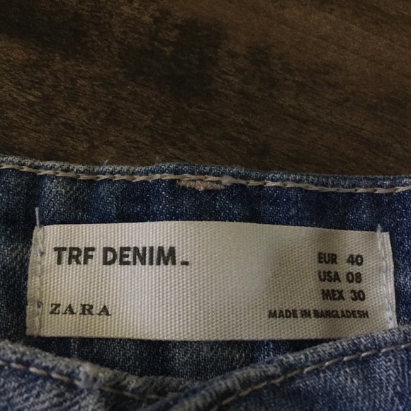 Zara Light Wash Denim Shorts - Picture 3 of 4